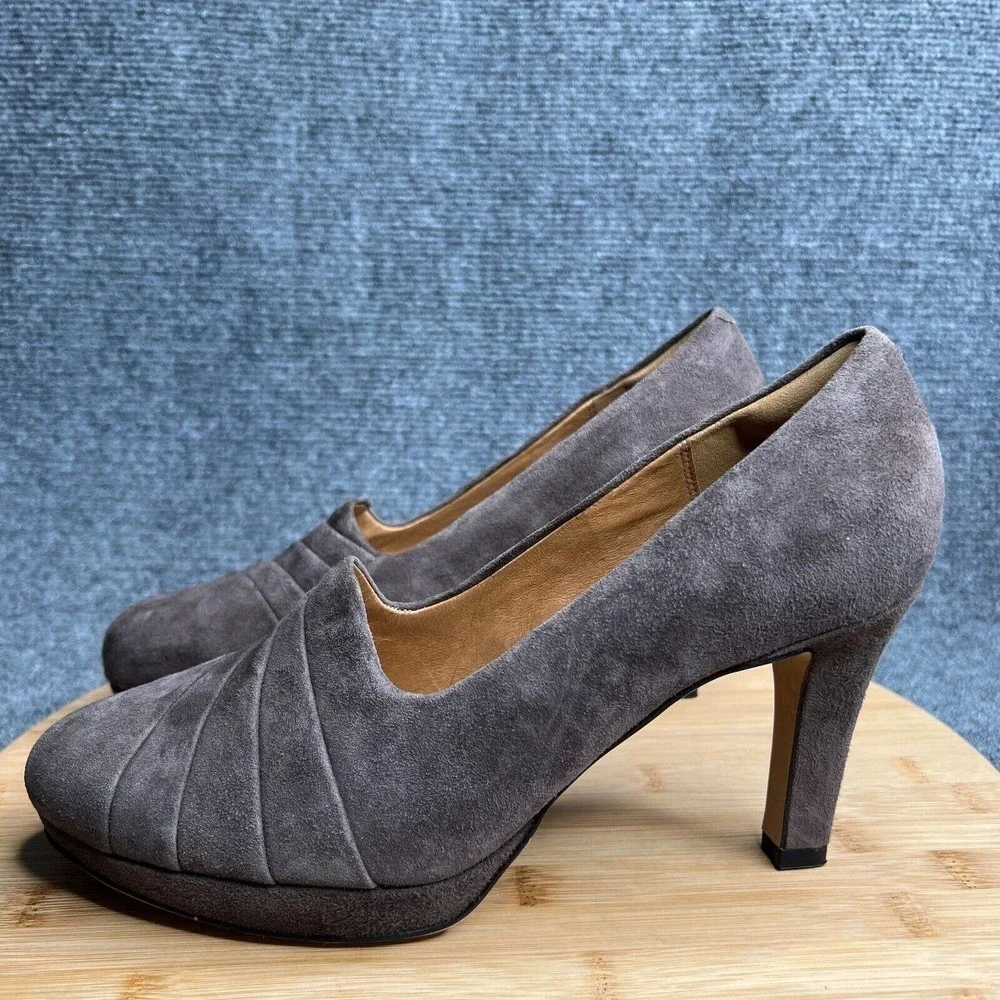 Clarks Heels Womens 8.5 Delsie Joy Suede Platform Pumps Gray Suede Leather EUC